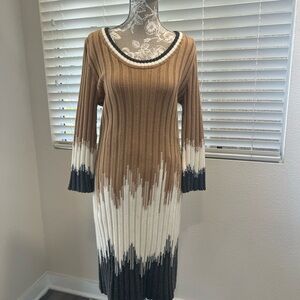 Maggy London Brown Ribbed Sheath Dress with 3/4 Sleeves